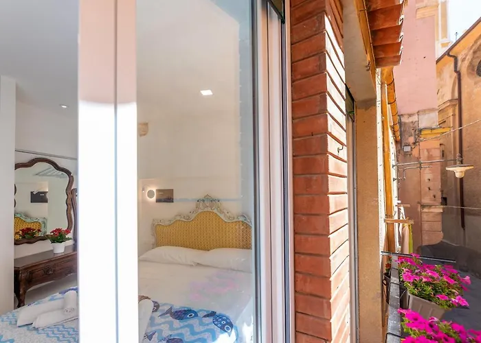 San Giovanni 3* Finale Ligure