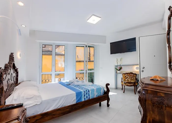 San Giovanni Pensión 3*