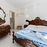 San Giovanni 3*