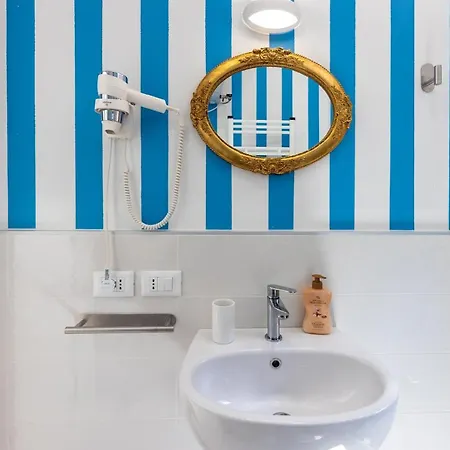 San Giovanni 菲纳莱利古雷